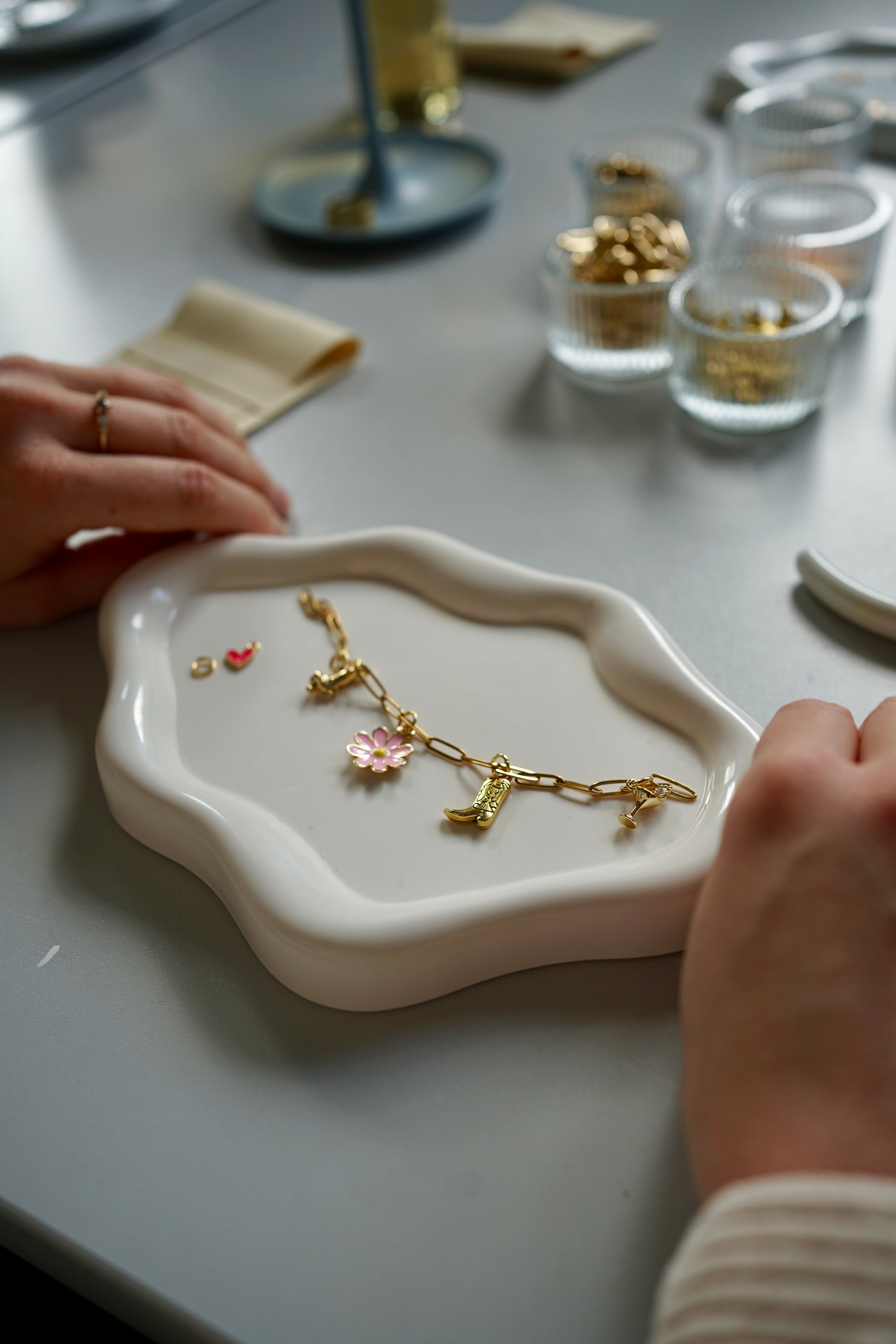Charm Atelier x SHE GROWS CLUB: Dein Armband voller Geschichten ✨ 31.05.2026 Waltrop