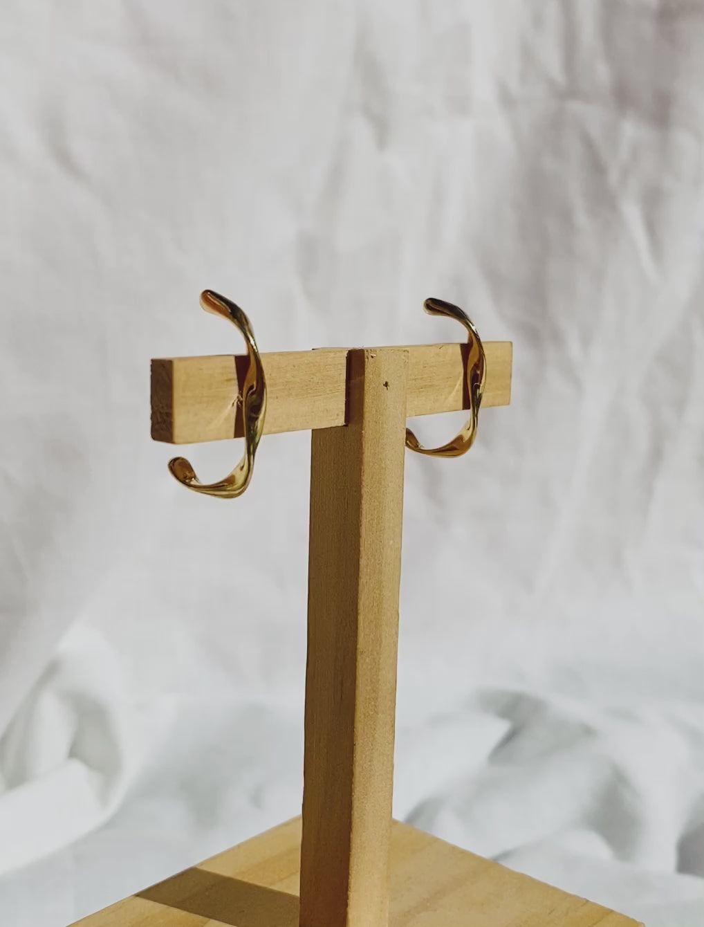 Madalena twisted Ohrring